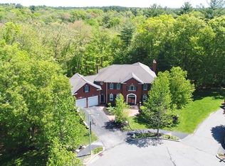 25 Cory Ln, Reading, MA 01867