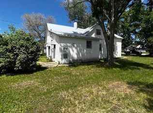 303 Sprague St, Rushville, NE 69360