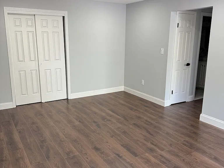 1008 Hidden Village Dr — Photo 13
