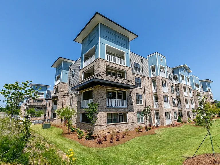 Annabelle on Main 55+ Active Adult Apartment Homes — Photo 6
