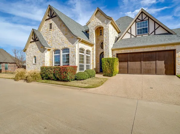 2414 Vineyard Dr, Granbury, TX 76048