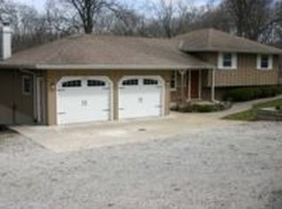 1224 N Olde Farm Rd, East Peoria, IL 61611