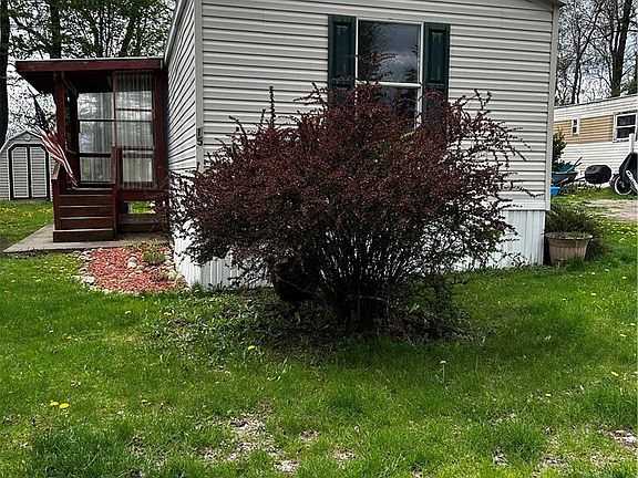 4th image of 111 Warsaw Blvd Lot 15