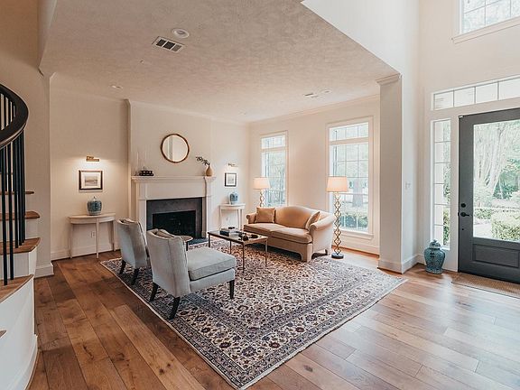 4th image of 36 Waterford Lk