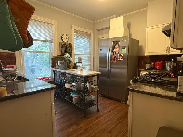 60 Kilsyth Rd #11, Brookline, MA 02445