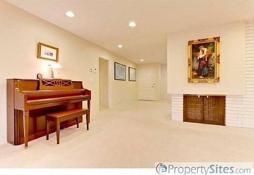 4th image of 17248 Bernardo Oaks Dr
