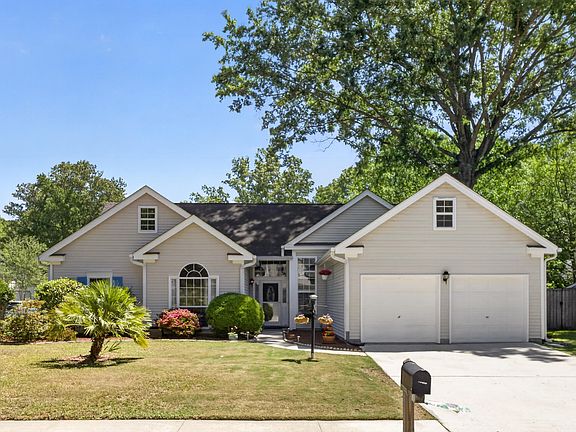 2nd image of 108 Chesterton Dr