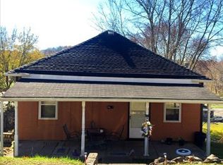 467 W Franklin St, Nelsonville, OH 45764