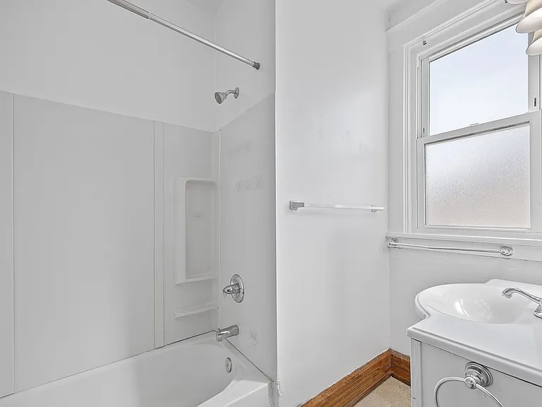 3713 Lovell Ave — Photo 22