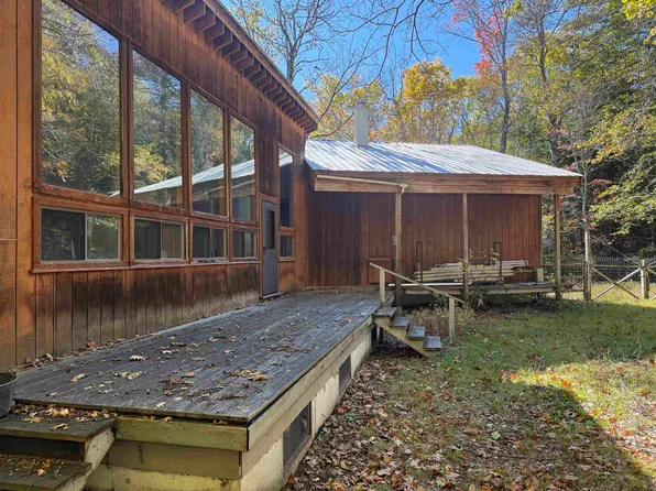 22 Ronald Road, Albany, NH 03818