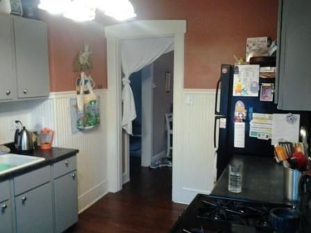 3rd image of 141 La Belle St
