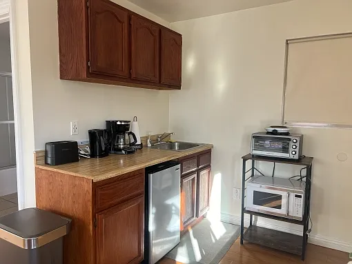 826 N Citrus Ave — Photo 5