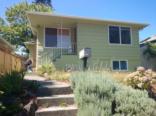 7153 34th Ave SW, Seattle, WA 98126