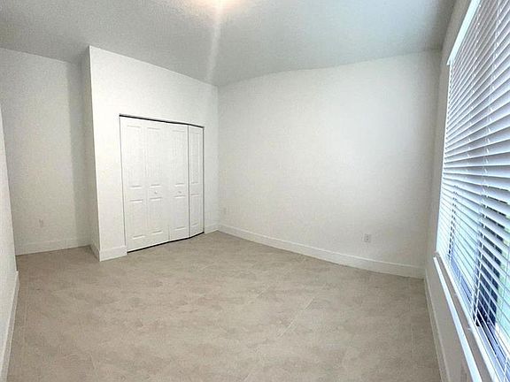 2nd image of 5681 Cassidy Ln