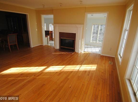 5th image of 2313 Nancarles Dr