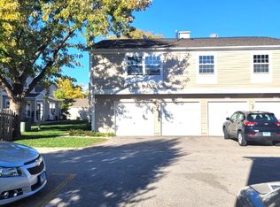 1316 Alpine Ct #103D, Wheeling, IL 60090