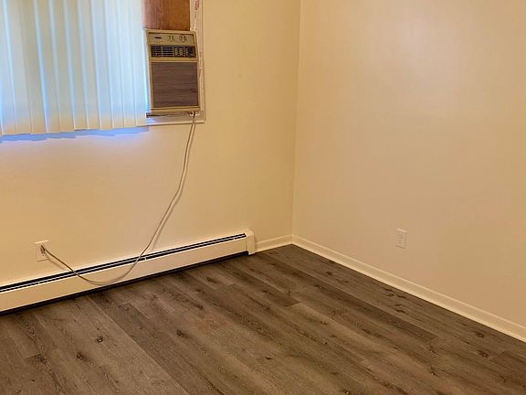3rd image of 28612 Pardo St APT 3