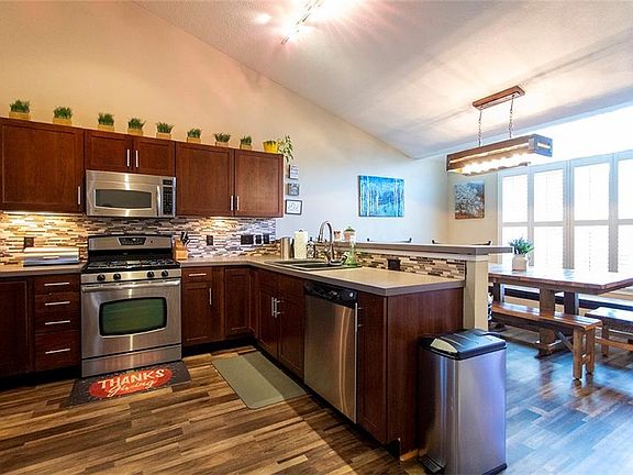 5th image of 4386 Quarry Ln