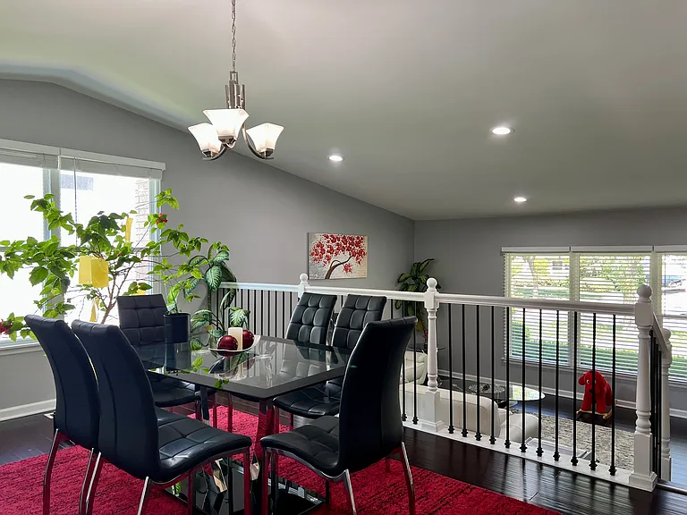 1126 N King Arthur Ct — Photo 5