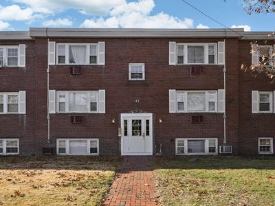 135 Willard St APT 8, Quincy, MA, 02169