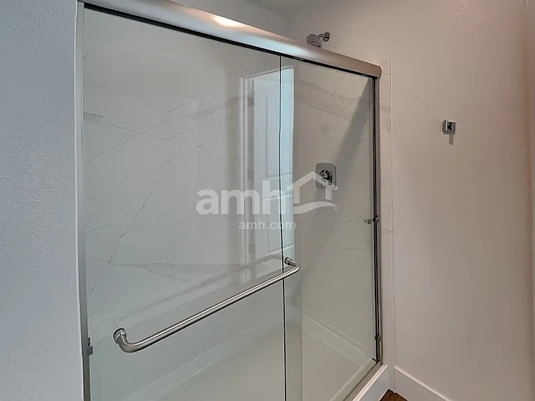 5813 Casterly Rock St — Photo 12