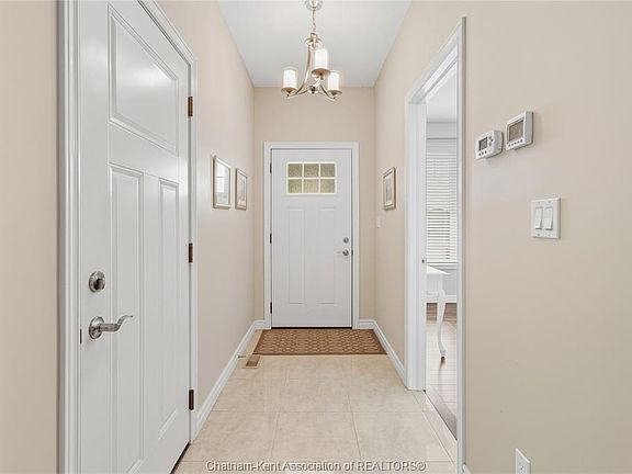 5th image of 113 Cottage Pl