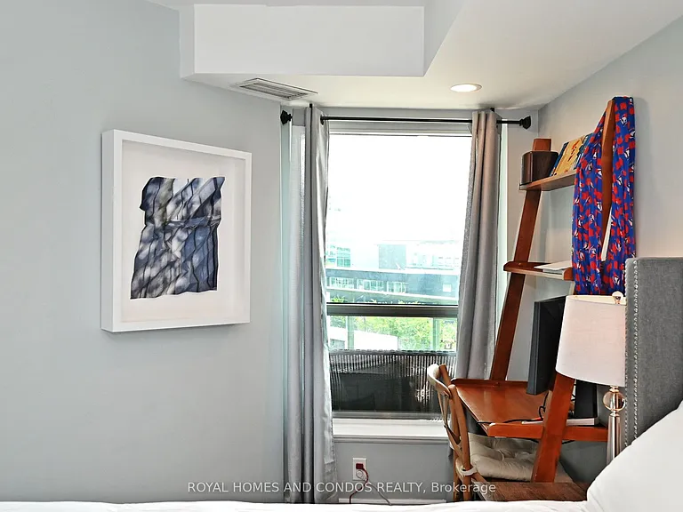 230 Queens Quay W #618 — Photo 26