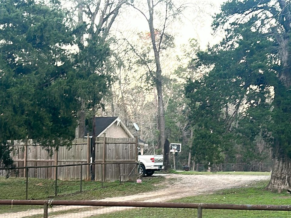 2nd image of 506 Able Rd