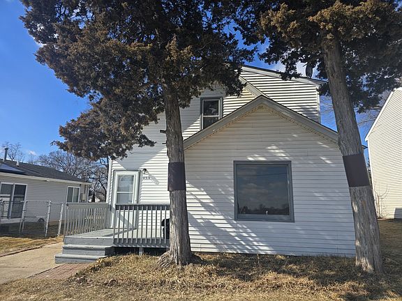 2nd image of 4311 E Wonder Lake Rd
