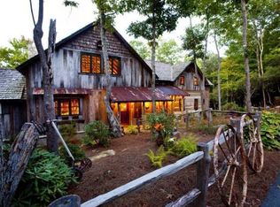 230 Toxaway Trl, Lake Toxaway, NC 28747