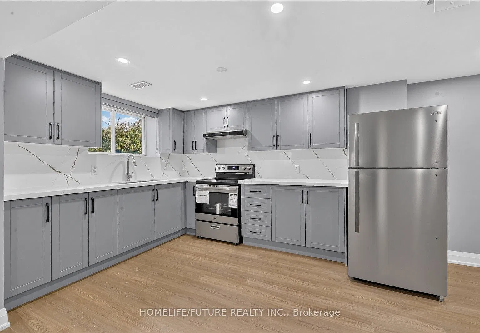 2 bed, $1,999 — Photo 3