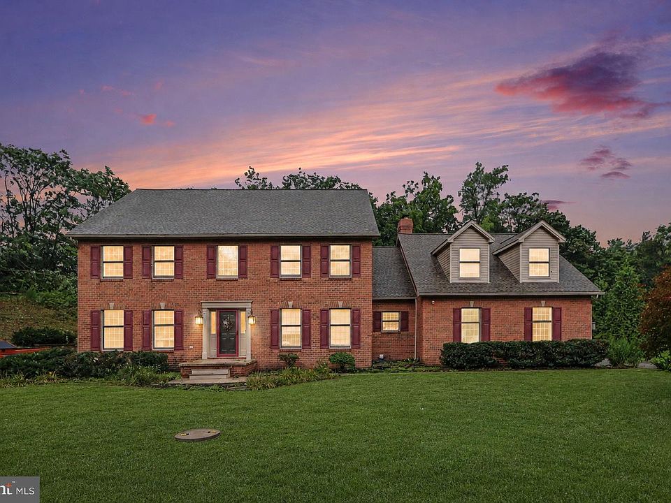 1st image of 2005 Woodberry Rd