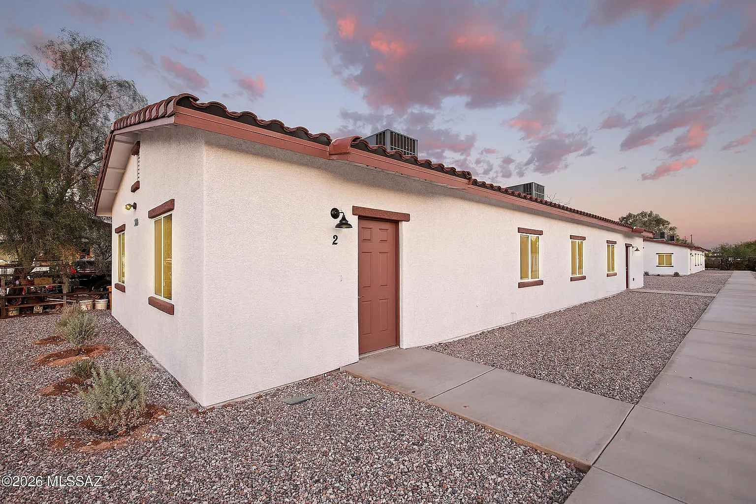 3 bed, 1079 sqft, $1,699 — Photo 1