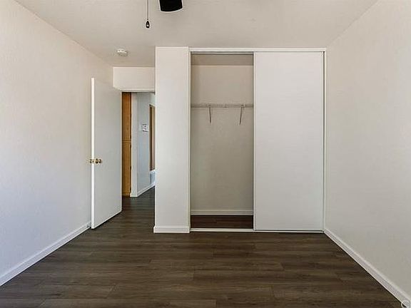 5th image of 472 Marlboro Way #10