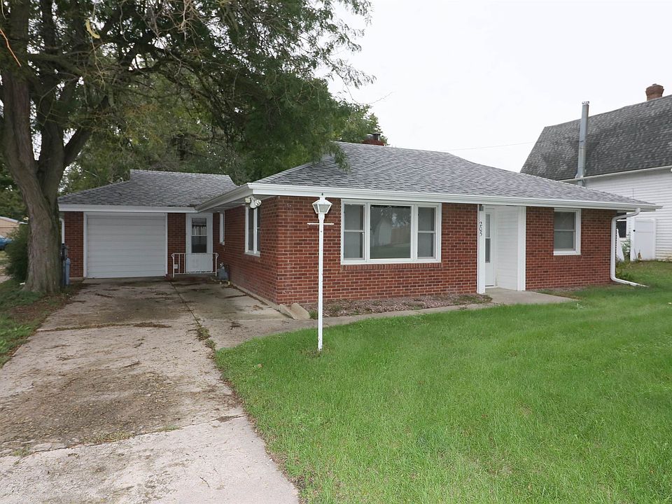 1st image of 205 E 2nd St