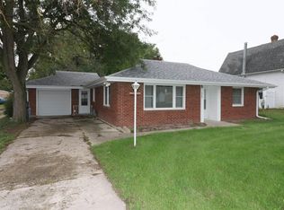 205 E 2nd St, Everly, IA 51338