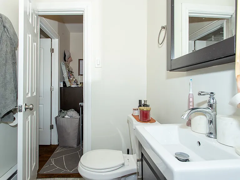 2129 N Dayton St #603 — Photo 13