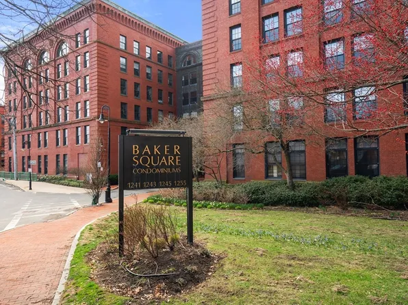 1241-1255 Adams St #F507, Dorchester Center, MA 02124