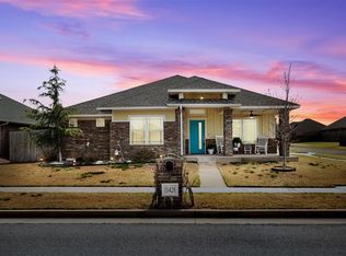 11428 NW 105th St, Yukon, OK 73099