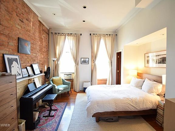 2nd image of 398 5th Ave APT 1