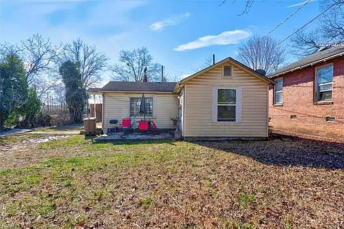 409 W Graham St Photo 1