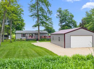 N4580 Elm St, Princeton, WI 54968