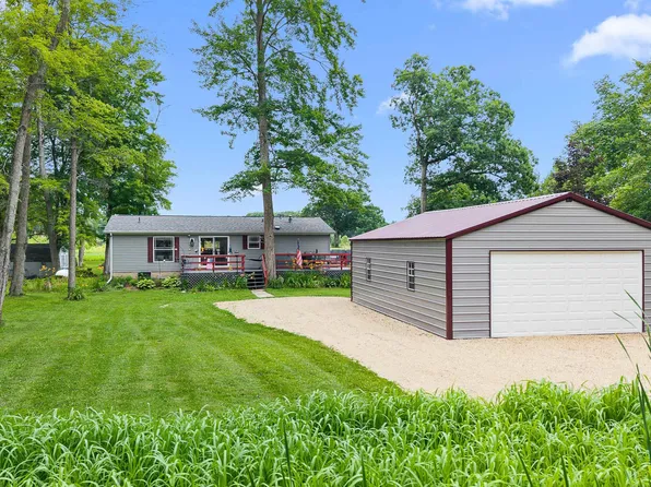 N4580 Elm St, Princeton, WI 54968