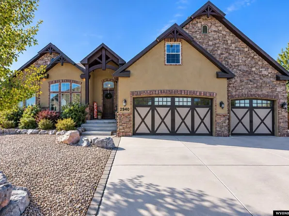 2940 Mustang Dr, Rock Springs, WY 82901