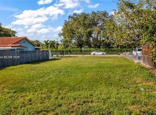 2886 NW 98th St, Miami, FL 33147