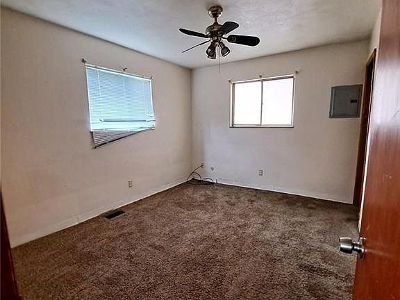 5th image of 1161 Linda Vista Ave