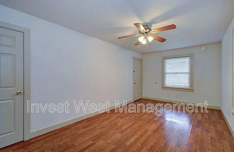 Studio, 1.0 bath, 500 sqft, $1,195 — Photo 4