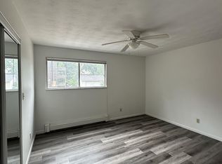 525 West Cook Street, Springfield, IL 62704