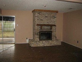 3rd image of 7114 Lakeshore Dr