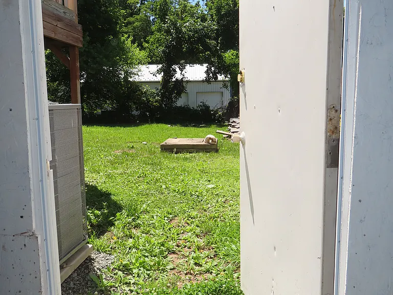 1008 Reading Ave — Photo 52